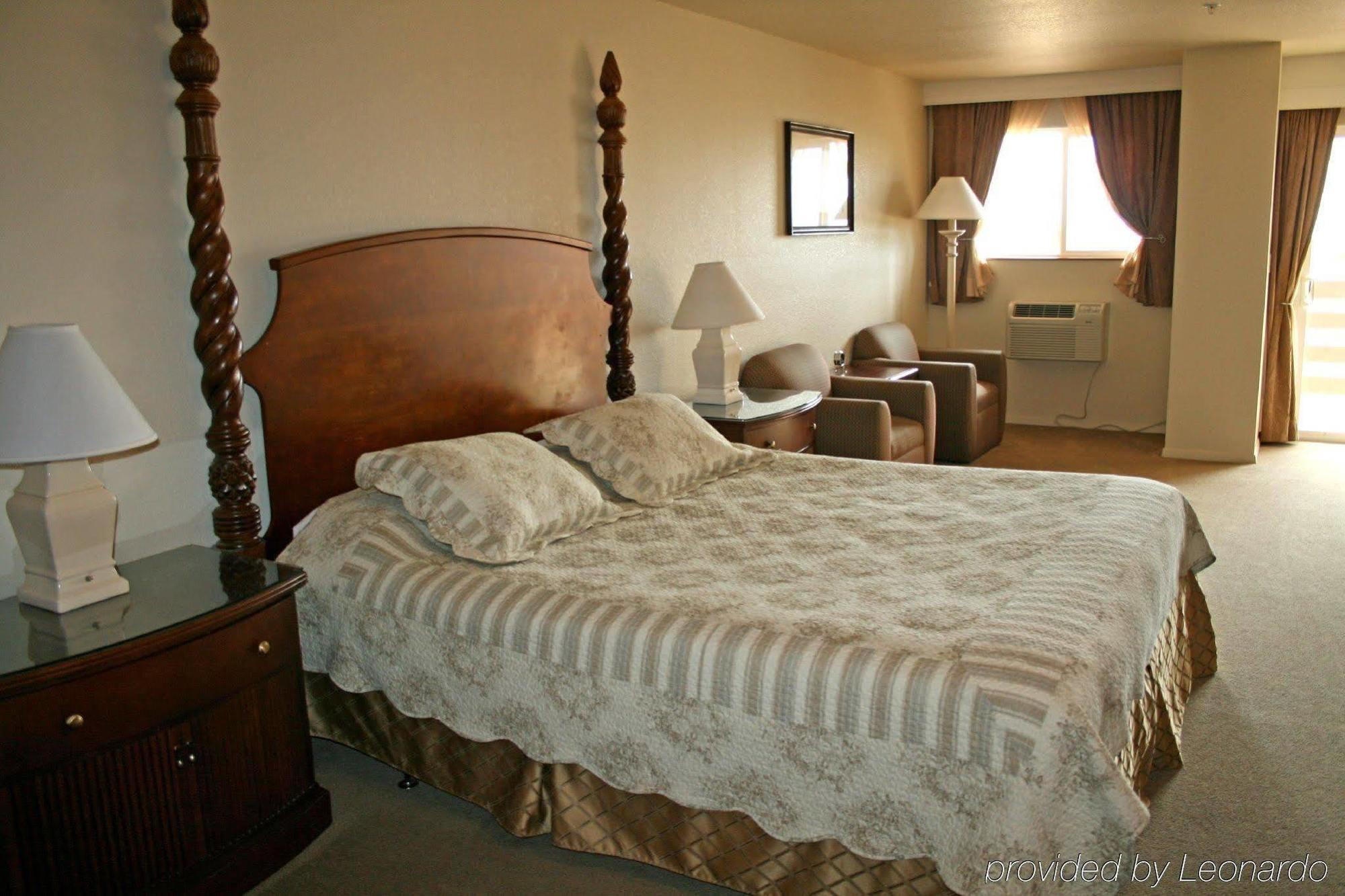 Surestay Plus Hotel By Best Western Gold Beach Esterno foto